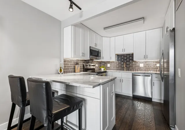 Photo 2 of Condo for sale at 1560 N Sandburg Ter #1010J, Chicago, IL 60610 | MLS# 12735096 | Listing updated on 2026-08-25