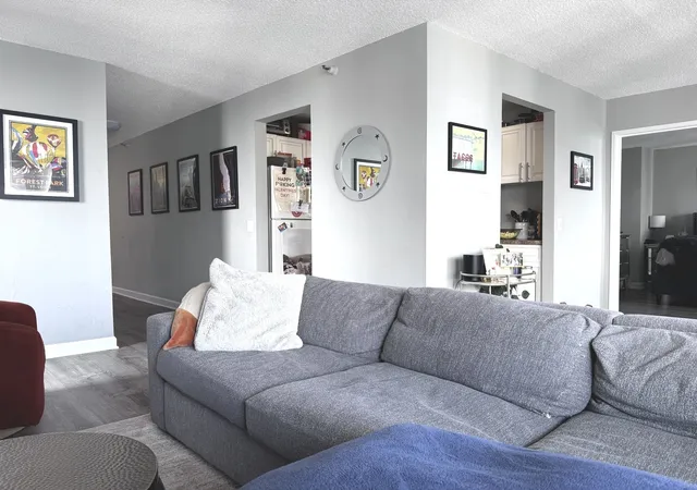 Photo 4 of Condo for sale at 3660 N Lake Shore Dr #2401, Chicago, IL 60613 | MLS# 12735147 | Listing updated on 2026-09-01