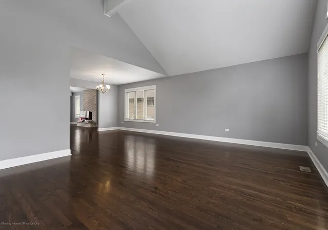 Photo 4 of Single family home for sale at 9441 Witham Ln, Woodridge, IL 60517 | MLS# 12735158 | Listing updated on 2026-08-25