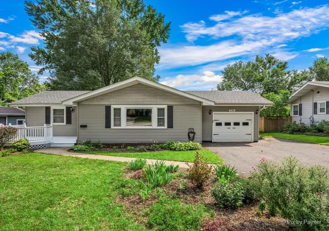 image of 326 Farview Dr, North Aurora, IL 60542 | MLS# 12735189