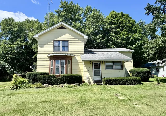 2nd image of 335 N Washington St, Tiskilwa, IL 61368 | MLS# 12735190