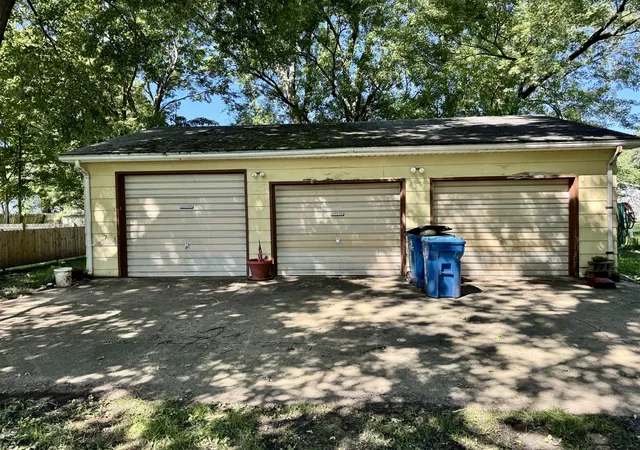 Photo 3 of Single family home for sale at 335 N Washington St, Tiskilwa, IL 61368 | MLS# 12735190 | Listing updated on 2026-09-07