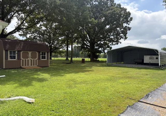 3rd image of 1904 D St, West Frankfort, IL 62896 | MLS# 12735191