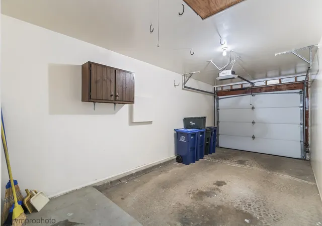 18th image of 228 Arrowwood Ct #B2, Schaumburg, IL 60193 | MLS# 12735260