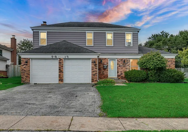 Photo 1 of Single family home for sale at 2913 Greenwood Rd, Hazel Crest, IL 60429 | MLS# 12735270 | Listing updated on 2026-08-25