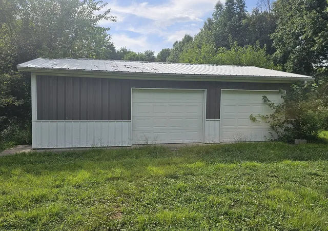 Photo 4 of Single family home for sale at 9429 N Depot St, Opdyke, IL 62872 | MLS# 12735302 | Listing updated on 2026-08-23