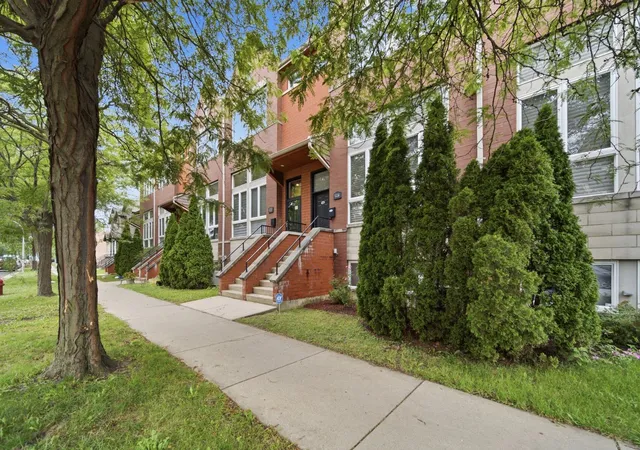 Single family home for sale at 6336 N Sacramento Ave, Chicago, IL 60659 | MLS# 12735323