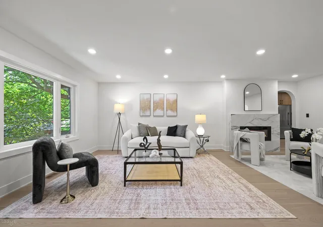 Photo 2 of Mansion for sale at 1848 Balsam Rd, Highland Park, IL 60035 | MLS# 12735339 | Listing updated on 2026-08-26