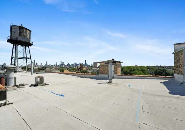 17th image of 1725 W North Ave #402, Chicago, IL 60622 | MLS# 12735341
