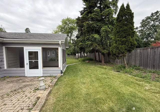 Photo 16 of Single family home for sale at 117 E Elm St, Wheaton, IL 60189 | MLS# 12735389 | Listing updated on 2026-09-07
