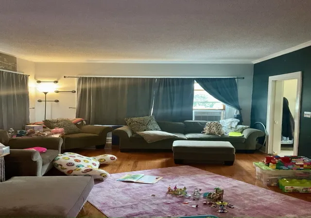 3rd image of 1682 Van Buren Ave, Des Plaines, IL 60018 | MLS# 12735438