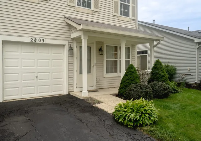 2nd image of 2803 Sun Valley Dr, Plainfield, IL 60586 | MLS# 12735471
