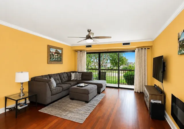 3rd image of 1103 N Mill St #104, Naperville, IL 60563 | MLS# 12735482