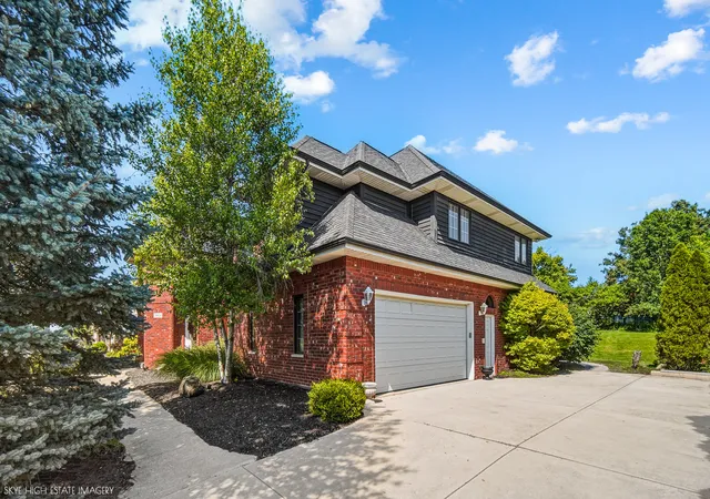 Photo 3 of Single family home for sale at 13609 S Parker Rd, Homer Glen, IL 60491 | MLS# 12735502 | Listing updated on 2026-09-04