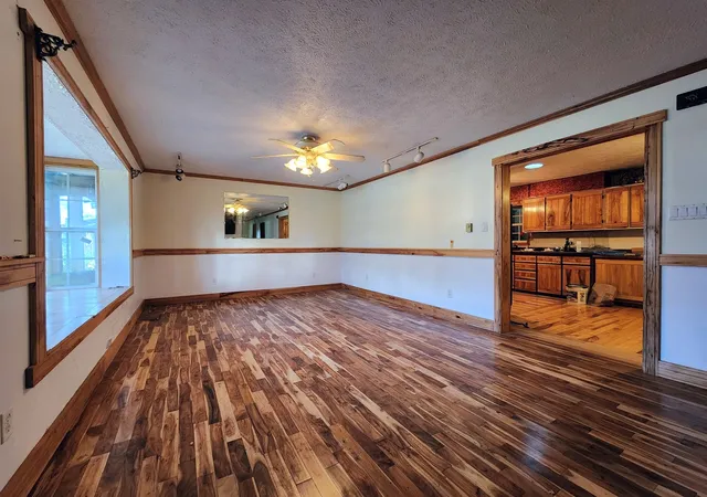 Photo 3 of Single family home for sale at 5628 Coal St, Sesser, IL 62884 | MLS# 12735531 | Listing updated on 2026-08-25