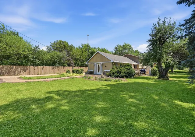 Photo 4 of Single family home for sale at 19709 W Schweitzer Rd, Joliet, IL 60436 | MLS# 12735547 | Listing updated on 2026-08-23