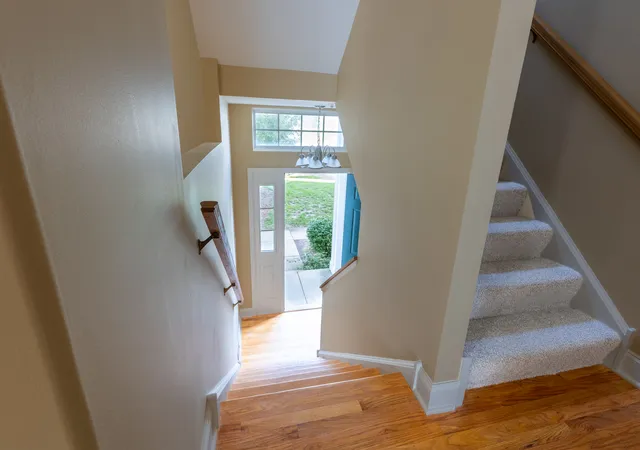 Photo 2 of Townhouse for sale at 1704 Sienna Ct, Wheeling, IL 60090 | MLS# 12735585 | Listing updated on 2026-09-01