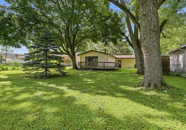 35th image of 641 Clover Rd, Wauconda, IL 60084 | MLS# 12735591