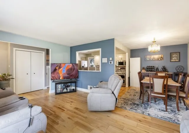 4th image of 7340 W 154Th St, Orland Park, IL 60462 | MLS# 12735611