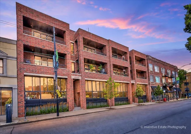1st image of 3014 W Montrose Ave #3W, Chicago, IL 60618 | MLS# 12735625