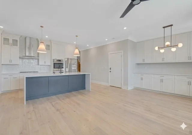 3rd image of 3014 W Montrose Ave #3W, Chicago, IL 60618 | MLS# 12735625
