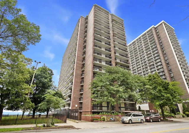 1st image of 5901 N Sheridan Rd #13F, Chicago, IL 60660 | MLS# 12735651