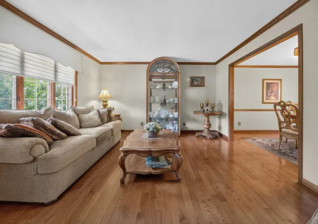 5th image of 505 Wellesley Dr, Normal, IL 61761 | MLS# 12735667