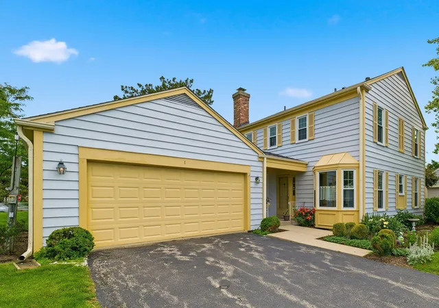 1st image of 1 The Court Of Harbinger Fls, Northbrook, IL 60062 | MLS# 12735693