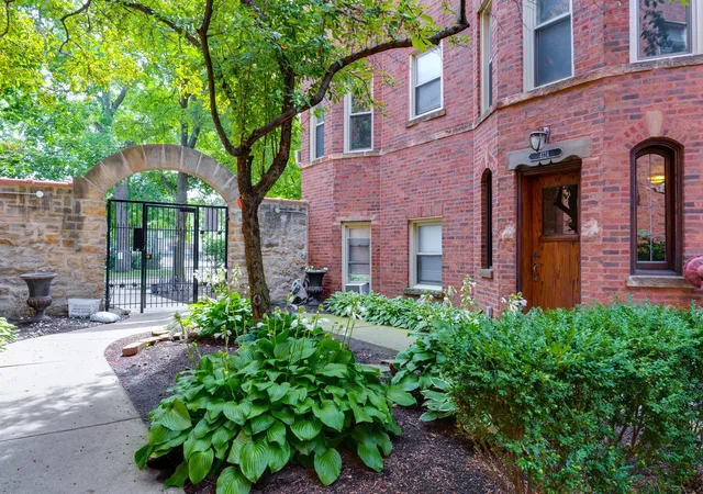 Photo 2 of Condo for sale at 4124 N Kedvale Ave #200, Chicago, IL 60641 | MLS# 12735713 | Listing updated on 2026-09-01