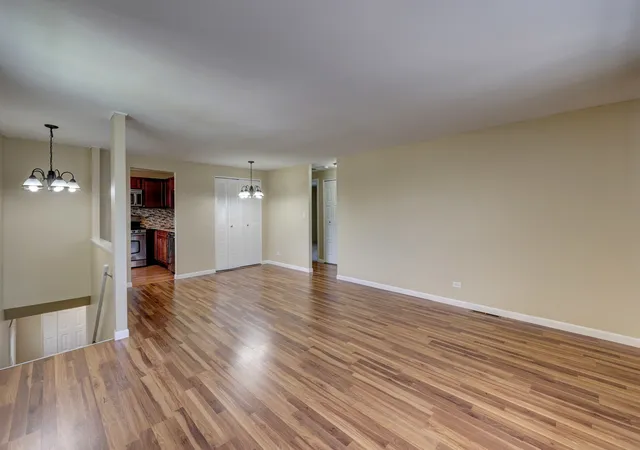 4th image of 1101 Quanset Ct #0, Schaumburg, IL 60194 | MLS# 12735724