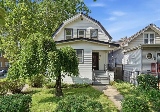 Multi family home for sale at 5258 W Dakin Ave, Chicago, IL 60641 | MLS# 12735726