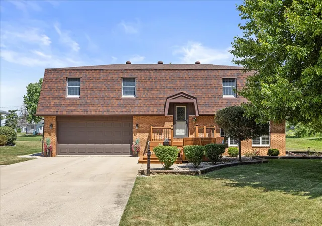 1st image of 1504 Fulton St, Streator, IL 61364 | MLS# 12735737
