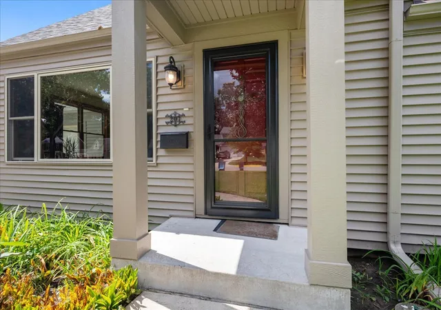 Photo 3 of Single family home for sale at 207 S Randall Rd, Aurora, IL 60506 | MLS# 12735770 | Listing updated on 2026-09-08