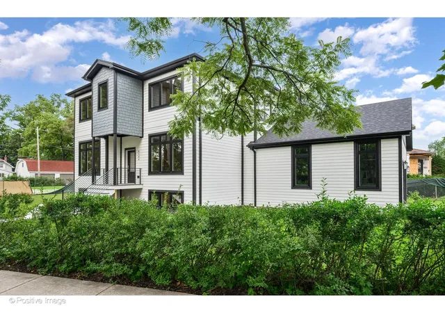 Photo 2 of Single family home for sale at 6144 N Nickerson Ave, Chicago, IL 60631 | MLS# 12735782 | Listing updated on 2026-08-25