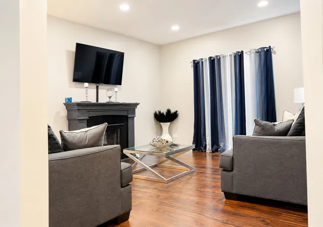 2nd image of 122 Enclave Cir #B, Bolingbrook, IL 60440 | MLS# 12735828