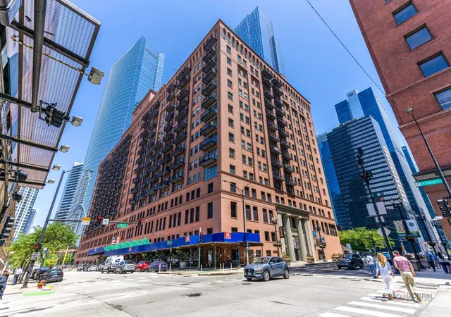 1st image of 165 N Canal St #1205, Chicago, IL 60606 | MLS# 12735835