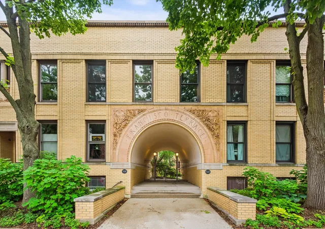 Photo 1 of Townhouse for sale at 129 Francisco Ter, Oak Park, IL 60302 | MLS# 12735855 | Listing updated on 2026-08-28