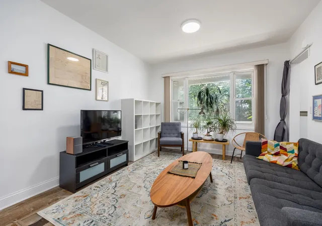 Photo 4 of Single family home for sale at 640 W 44th Street, Chicago, IL 60609 | MLS# 12735860 | Listing updated on 2026-08-26
