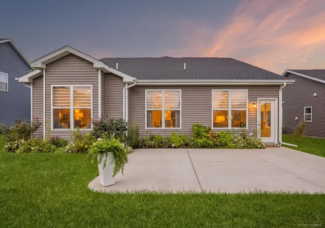 22nd image of 1096 Patricia Dr, Bolingbrook, IL 60490 | MLS# 12735884