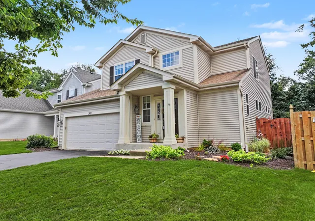Photo 2 of Single family home for sale at 307 S Cornerstone Dr, Volo, IL 60020 | MLS# 12735945 | Listing updated on 2026-08-29