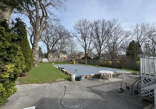 5th image of 933 Harms Rd, Glenview, IL 60025 | MLS# 12735949