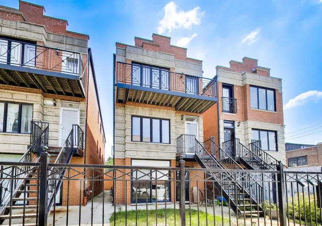 Condo for sale at 2455 W Arthington St #2, Chicago, IL 60612 | MLS# 12735968