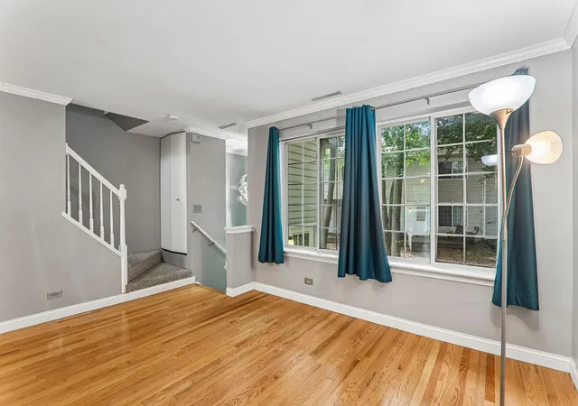 Photo 4 of Townhouse for sale at 95 N Macgillis Dr, Round Lake, IL 60073 | MLS# 12735978 | Listing updated on 2026-08-25