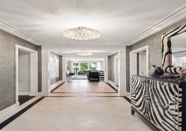 2nd image of 840 N Lake Shore Dr #401-402, Chicago, IL 60611 | MLS# 12736004