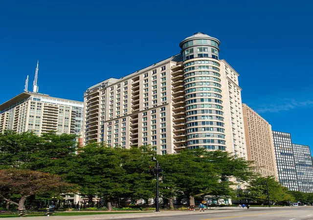 42nd image of 840 N Lake Shore Dr #401-402, Chicago, IL 60611 | MLS# 12736004