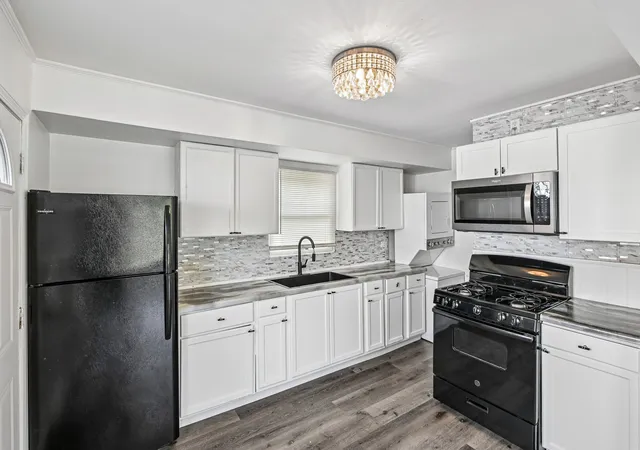 2nd image of 264 Arcadia St, Park Forest, IL 60466 | MLS# 12736073