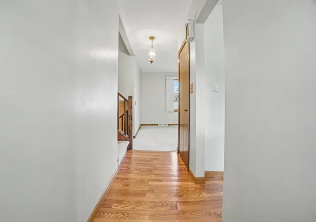 5th image of 10 Imperial Dr, Streator, IL 61364 | MLS# 12736096