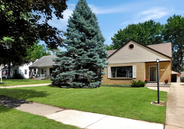 1st image of 1007 Luther Ave, Rockford, IL 61107 | MLS# 12736212