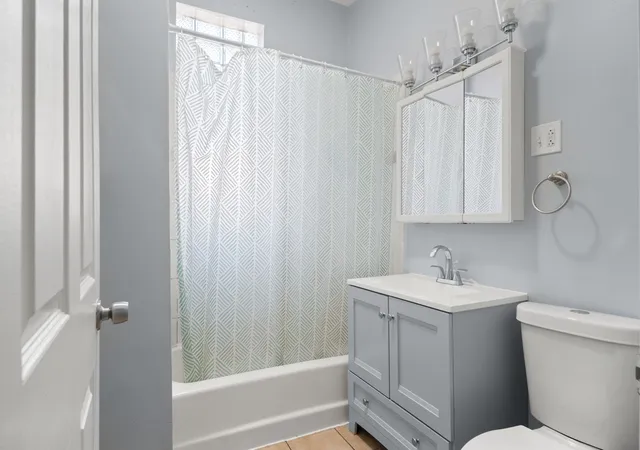Photo 3 of House for sale at 845 N Avers Ave, Chicago, IL 60651 | MLS# 12736217 | Listing updated on 2026-08-27
