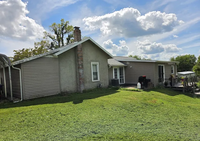 Photo 3 of Single family home for sale at 801 N & 803 3rd St, La Grange, MO 63448 | MLS# 12736253 | Listing updated on 2026-10-04